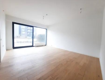 İncek Loft Satılık 3+1 Bahçe Dubleksi Peyzaj Manzaralı Daire