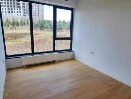 İncek Loft Satılık Teraslı  3+1 Şehir Manzaralı 3.Kat Daire