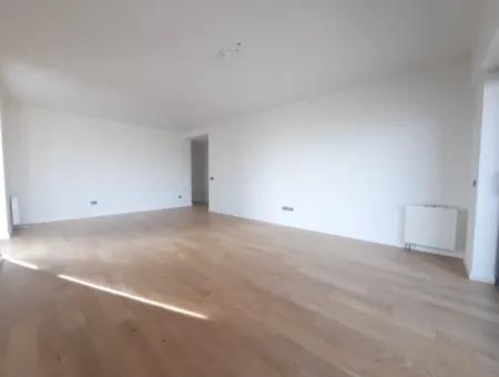 Beytepe İncek Bulvar Loft Satılık 3+1 130 M² 9.Kat Bulvar Manzaralı Daire