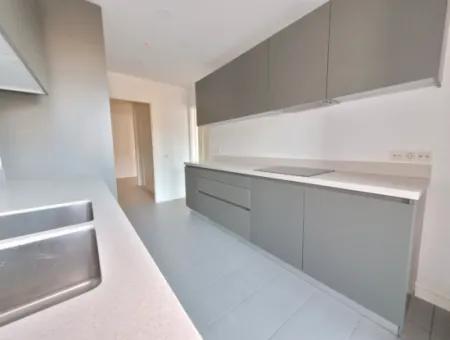 İncek Loft Satılık 2,5+1 Peyzaj Manzaralı 2.Kat Daire