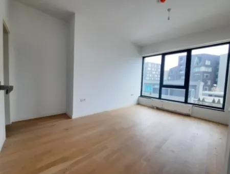 İncek Loft Satılık 3+1 Bahçe Dubleksi Şehir Manzaralı Daire