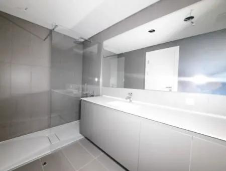 İncek Loft Satılık  5+1  Peyzaj Manzaralı  188 M² Daire