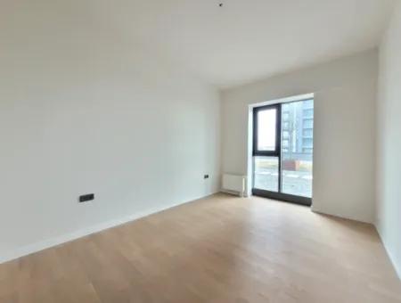 Beytepe İncek Bulvar Loft Satılık Teraslı 1+1 46 M² 1.Kat Mogan Manzaralı Daire