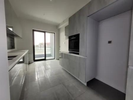 Beytepe İncek Bulvar Loft Satılık 3+1 110 M² 20.Kat Bulvar Manzaralı Daire