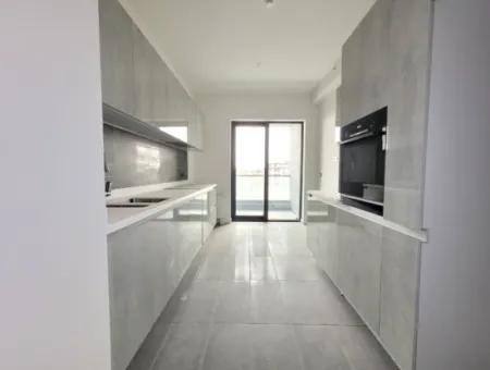 Beytepe İncek Bulvar Loft Satılık 3+1 110 M² 21.Kat Bulvar Manzaralı Daire