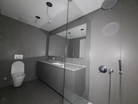 İncek Loft Satılık 5+1 Peyzaj Manzaralı 2.Kat Daire