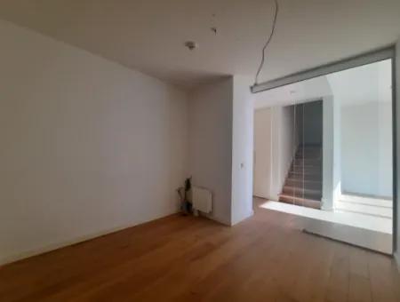 İncek Loft Satılık  3+1 Dubleks Peyzaj Manzaralı 1.Kat Daire