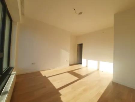 İncek Loft Satılık  3+1 Dubleks Peyzaj Manzaralı 1.Kat Daire