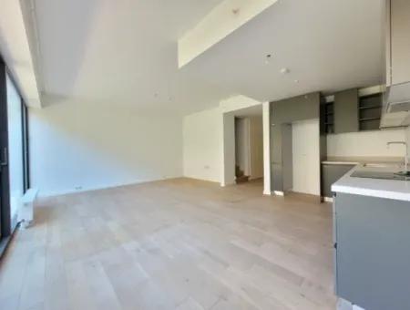 Kiracısız İncek Loft Satılık  2+1 Bahçe Dubleks Şehir Manzaralı Daire